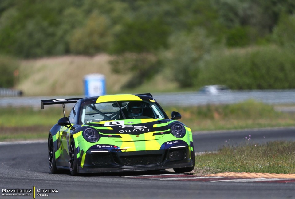 2. runda Wyścigowych Samochodowych Mistrzostw Polski 2022 - Fot. Grzegorz Kozera