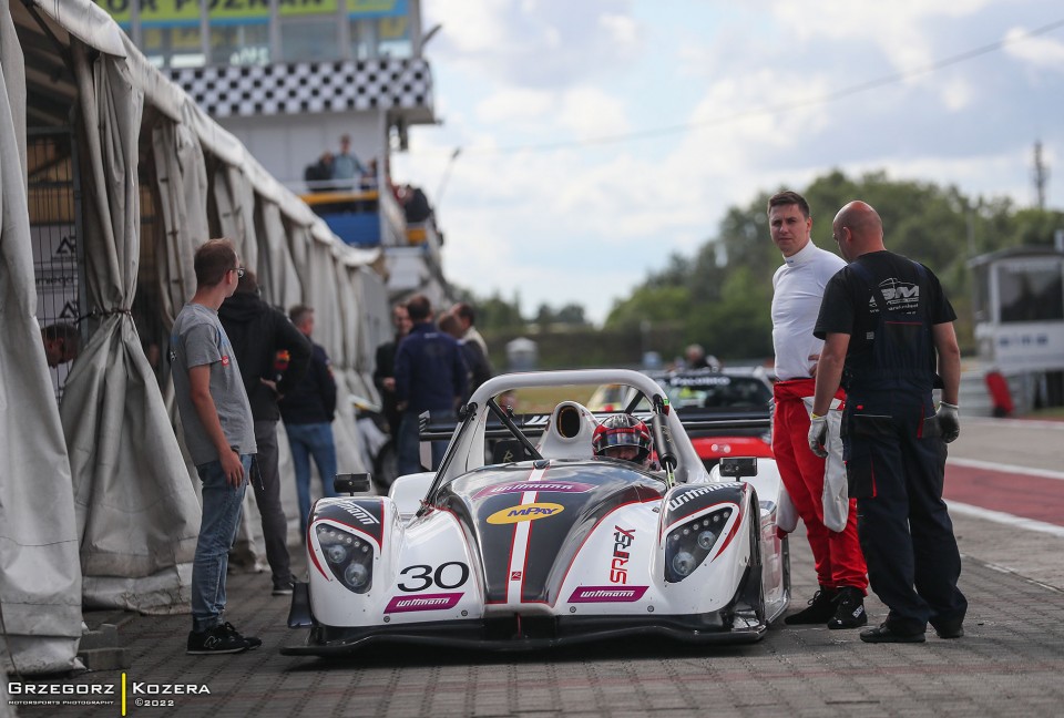 5. i 6. runda Wyścigowych Samochodowych Mistrzostw Polski 2022 - Fot. Grzegorz Kozera