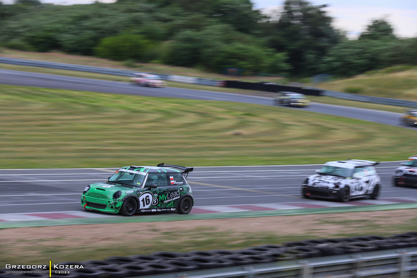 5. i 6. runda Wyścigowych Samochodowych Mistrzostw Polski 2022 - Fot. Grzegorz Kozera