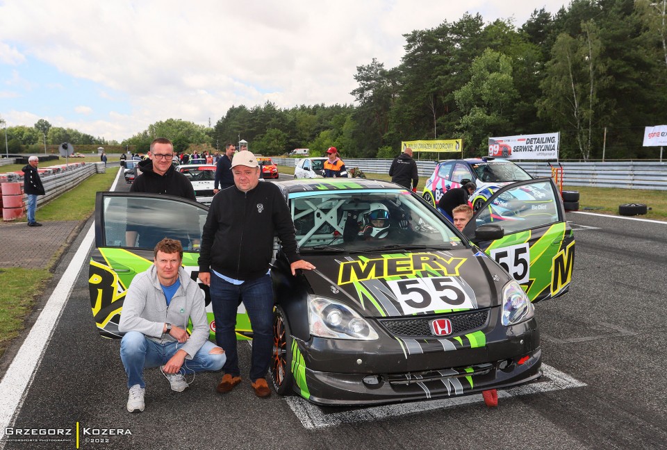 5. i 6. runda Wyścigowych Samochodowych Mistrzostw Polski 2022 - Fot. Grzegorz Kozera