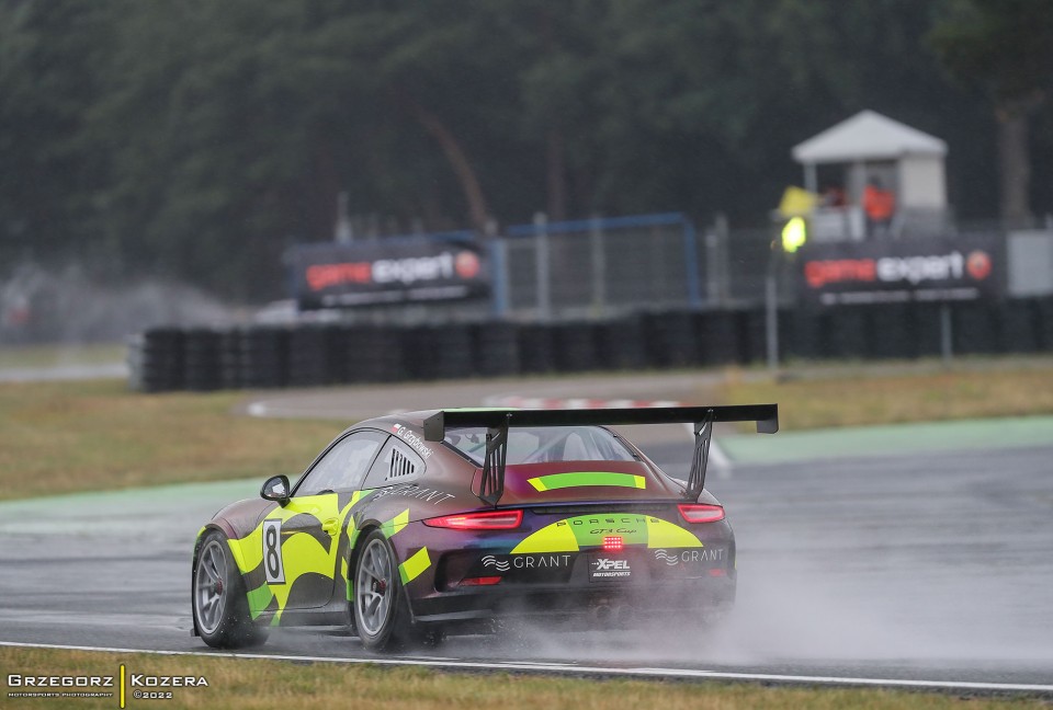 5. i 6. runda Wyścigowych Samochodowych Mistrzostw Polski 2022 - Fot. Grzegorz Kozera