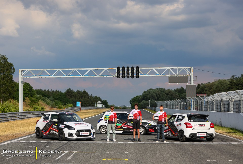 3. i 4. runda Wyścigowych Samochodowych Mistrzostw Polski 2023 / 2. runda Mistrzostw Polski Endurance - Fot. Grzegorz Kozera