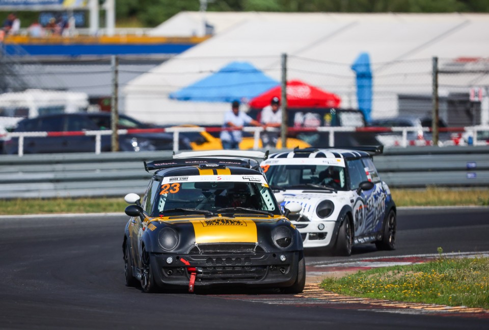 5. i 6. runda Wyścigowych Samochodowych Mistrzostw Polski 2023 - Fot. Grzegorz Kozera