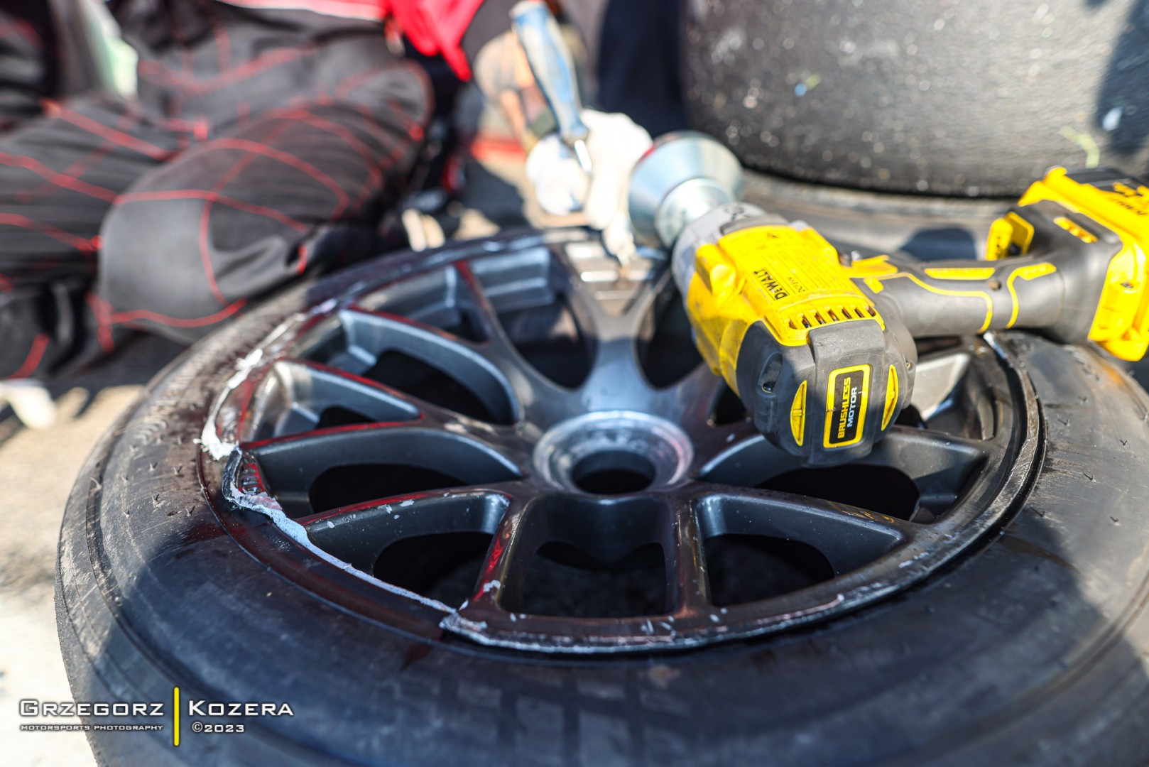 7. i 8. runda Wyścigowych Samochodowych Mistrzostw Polski 2023 - Fot. Grzegorz Kozera